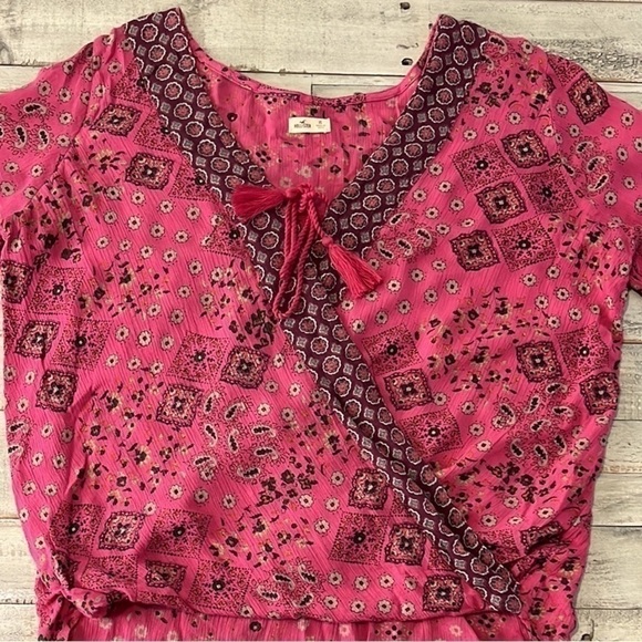Hollister Boho Peasant Style Wrap Blouse - NWOT - Picture 2 of 5